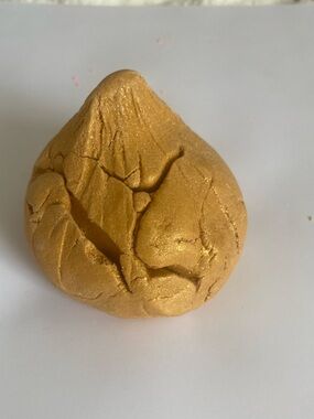 Lush Golden Delight Bubble Bar